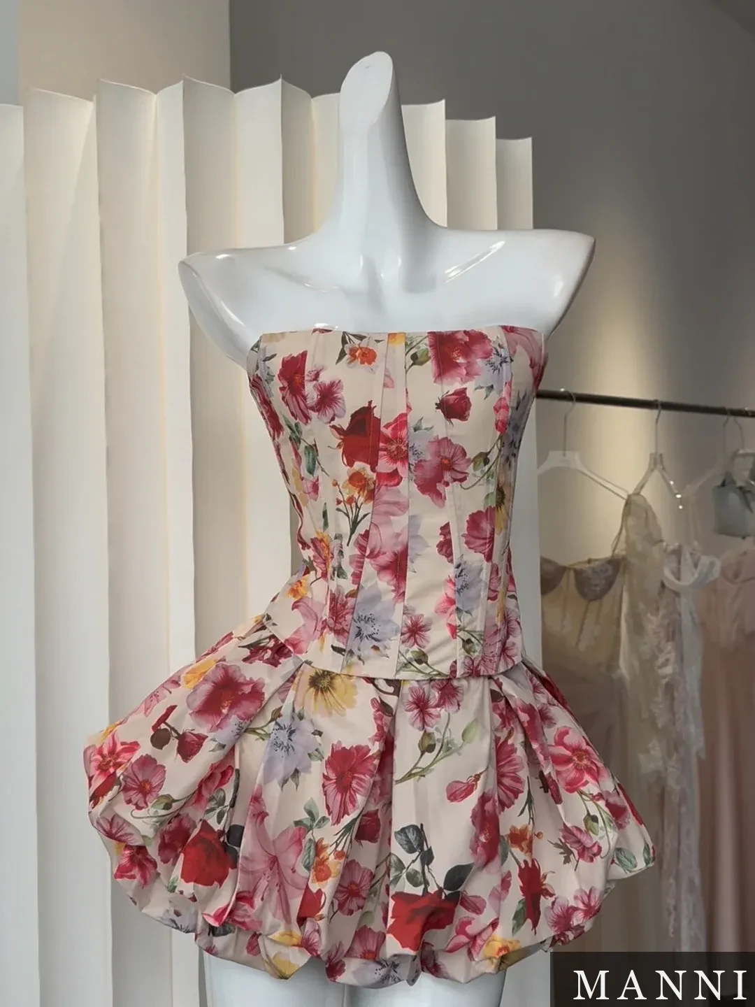 Lace Corset Tea Dress · M9814