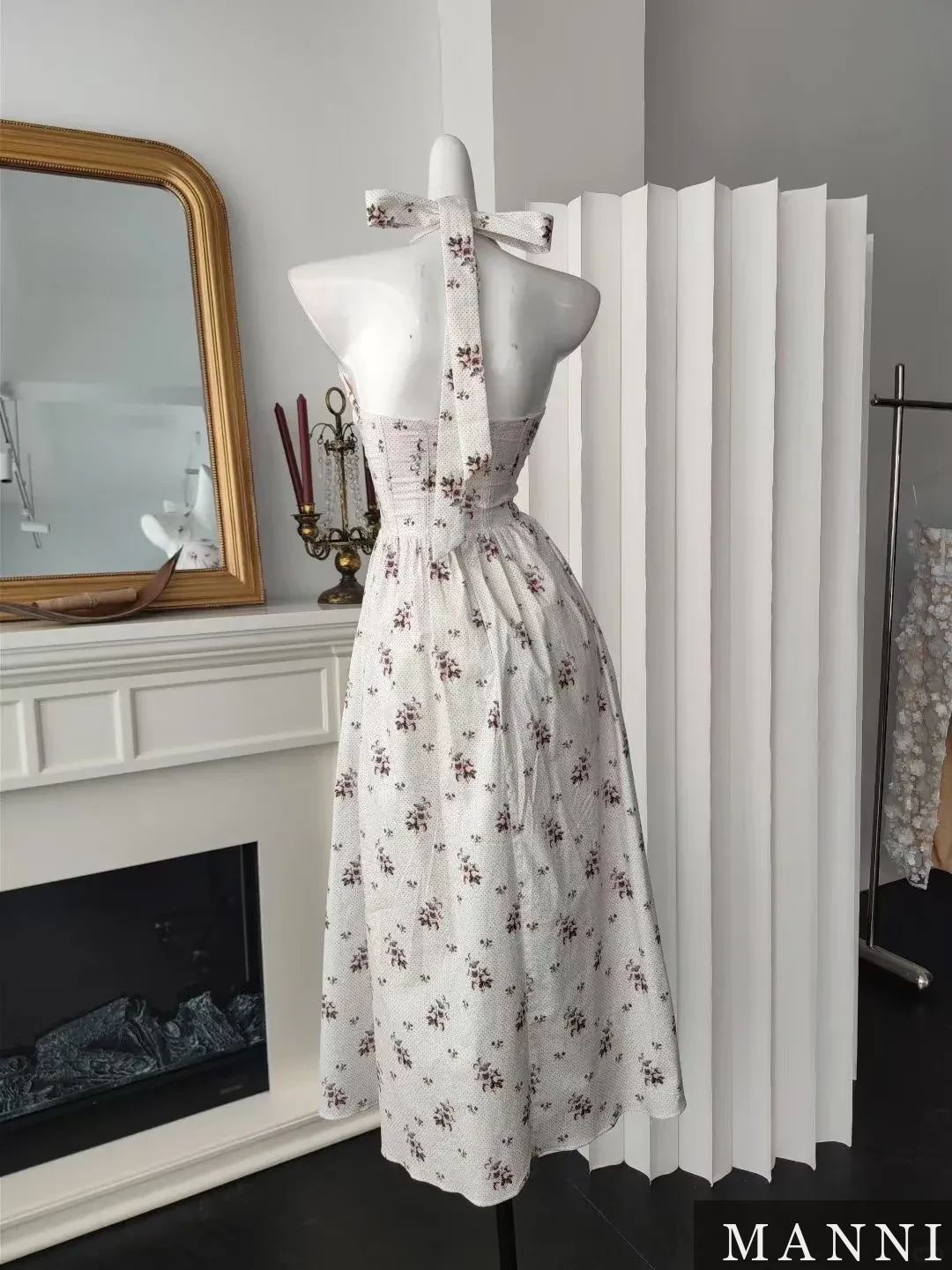 Pearl Tulle Mini · M1547