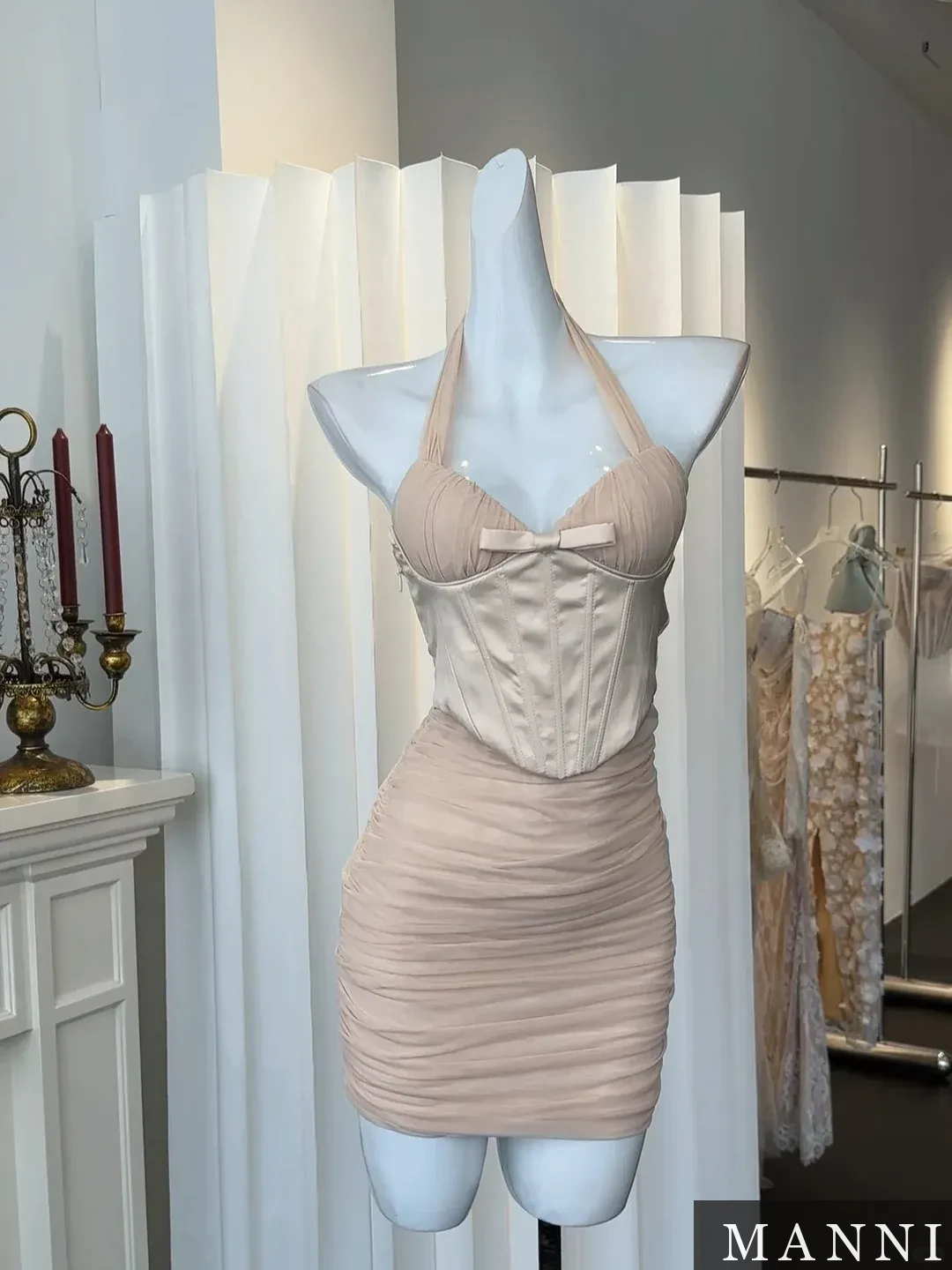 Cut-Out Mesh Mini · M6650