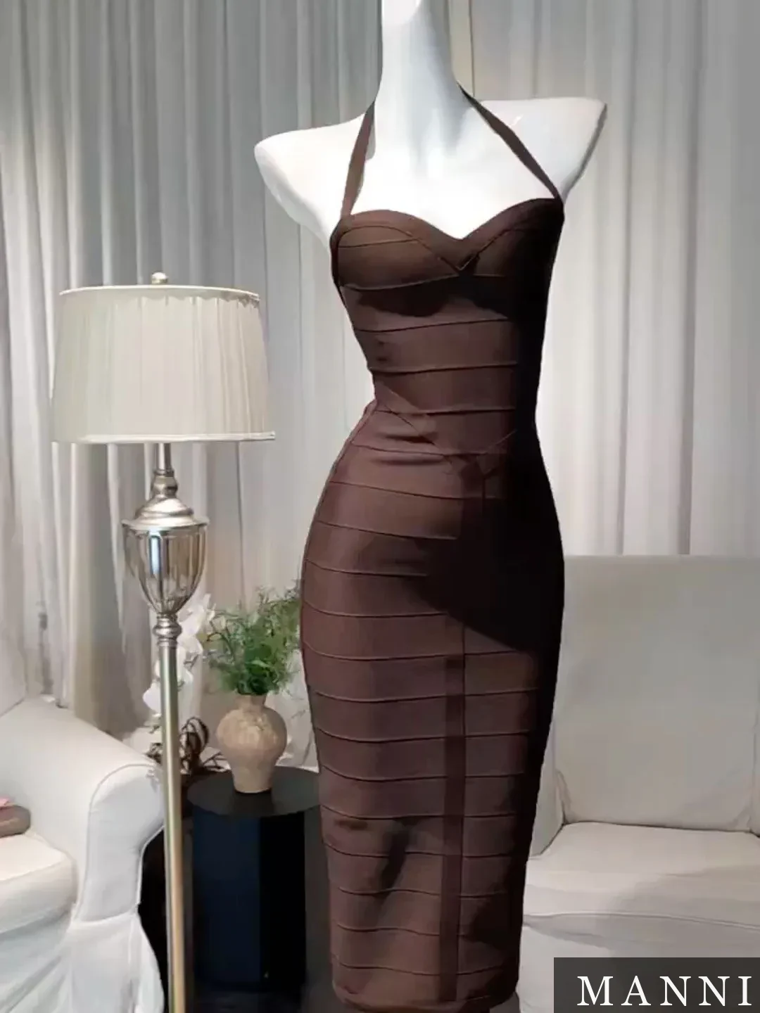 Pebble Satin Slip Dress · M4426