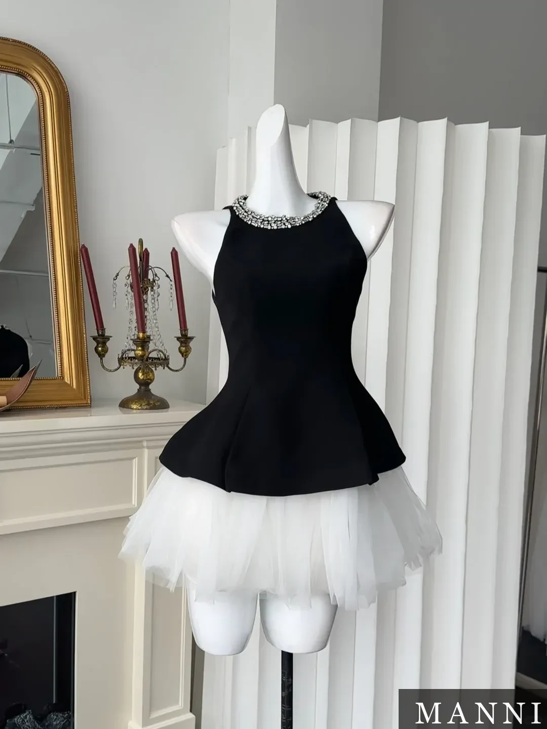 Cannes Bow-Tie Gown · M5383