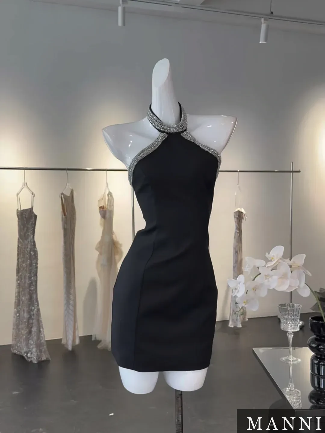 Chocolate Halter Gown · M4448
