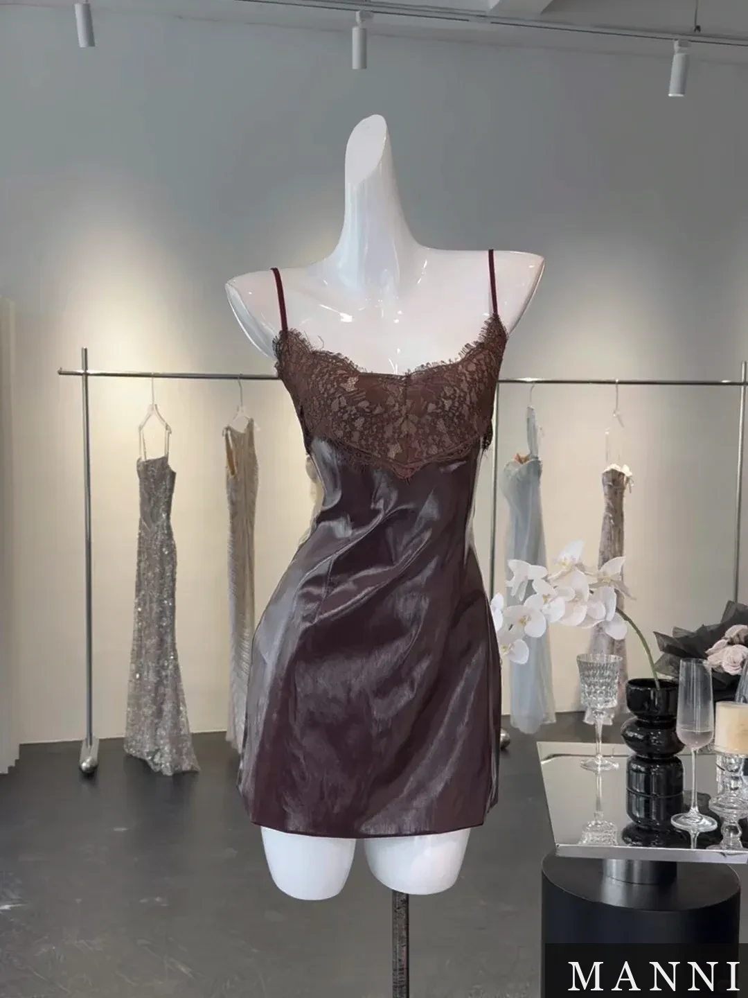 Caramel Halter Maxi · M9482