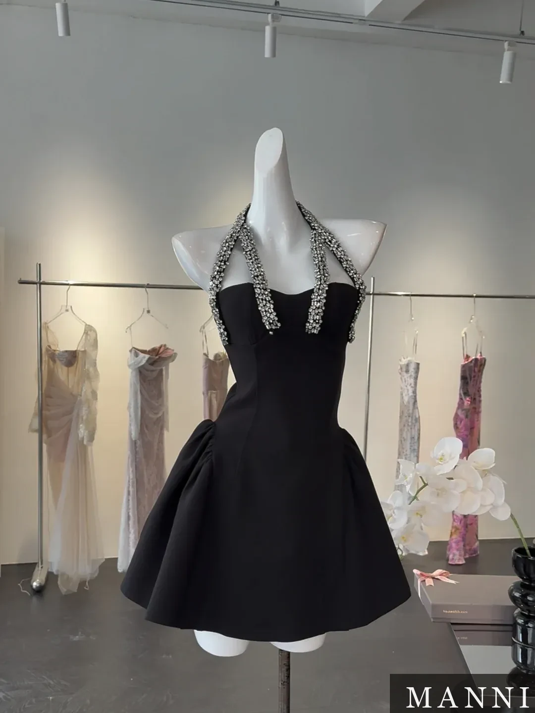 Embellished Strapless Gown · M5360